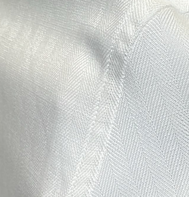 Luxe Herringbone 3/4-Sleeve Shirt – White