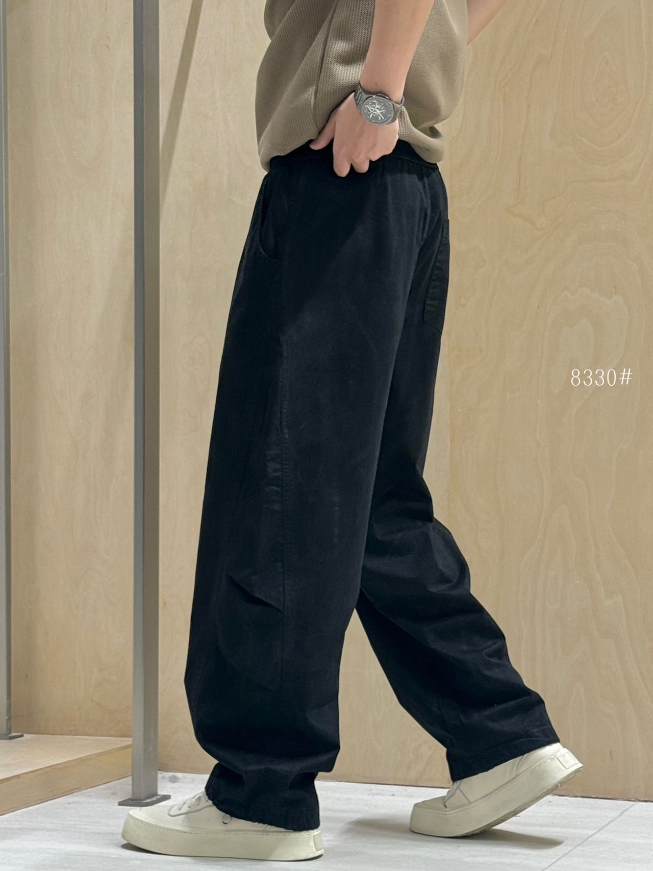 Black Lightweight Cargo Pants 8330