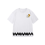 "Snoopy and Woodstock holding a flag" Oversized Unisex Kids T-Shirt 26071