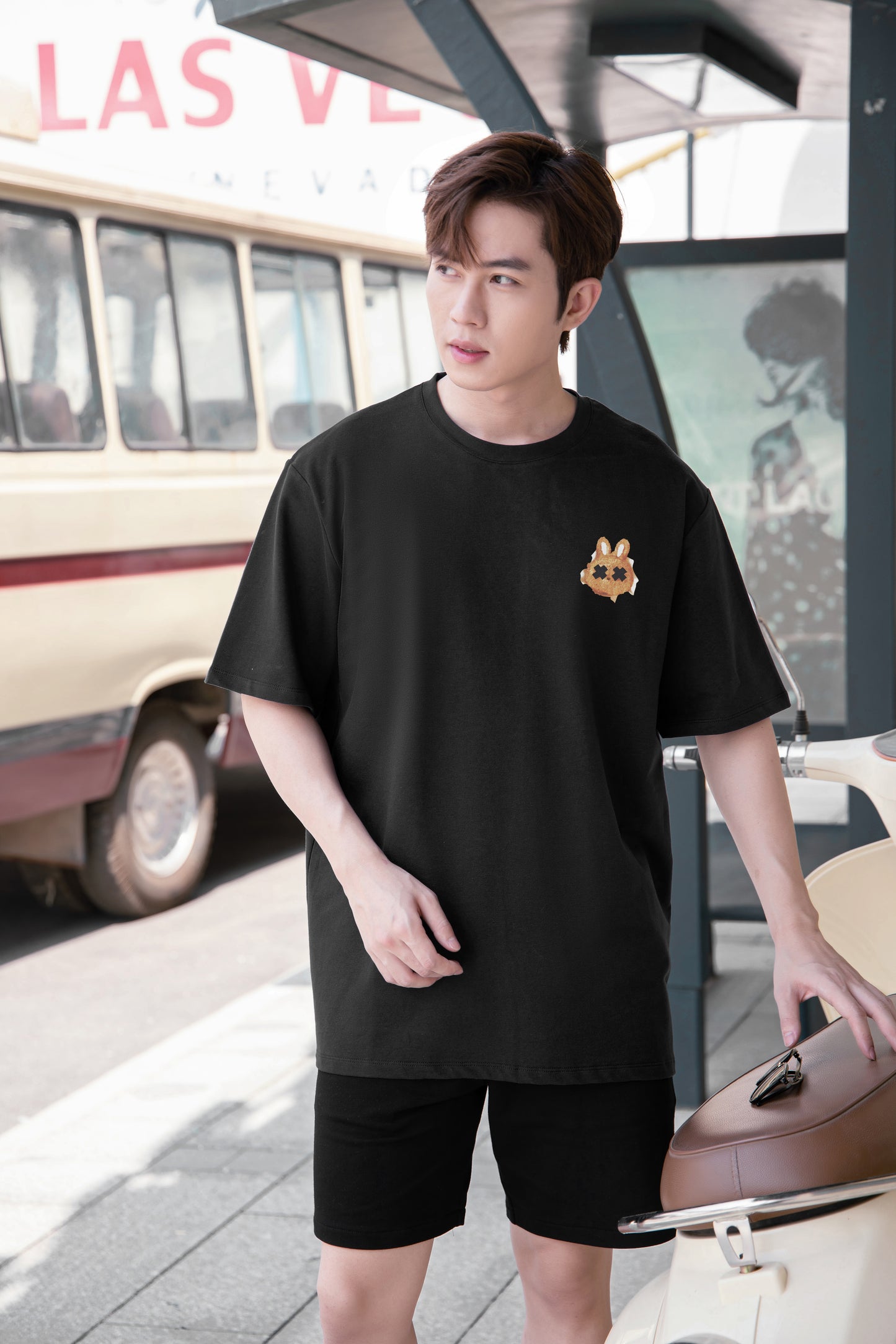 "HELP RABBIT" Oversized Tee - 3546