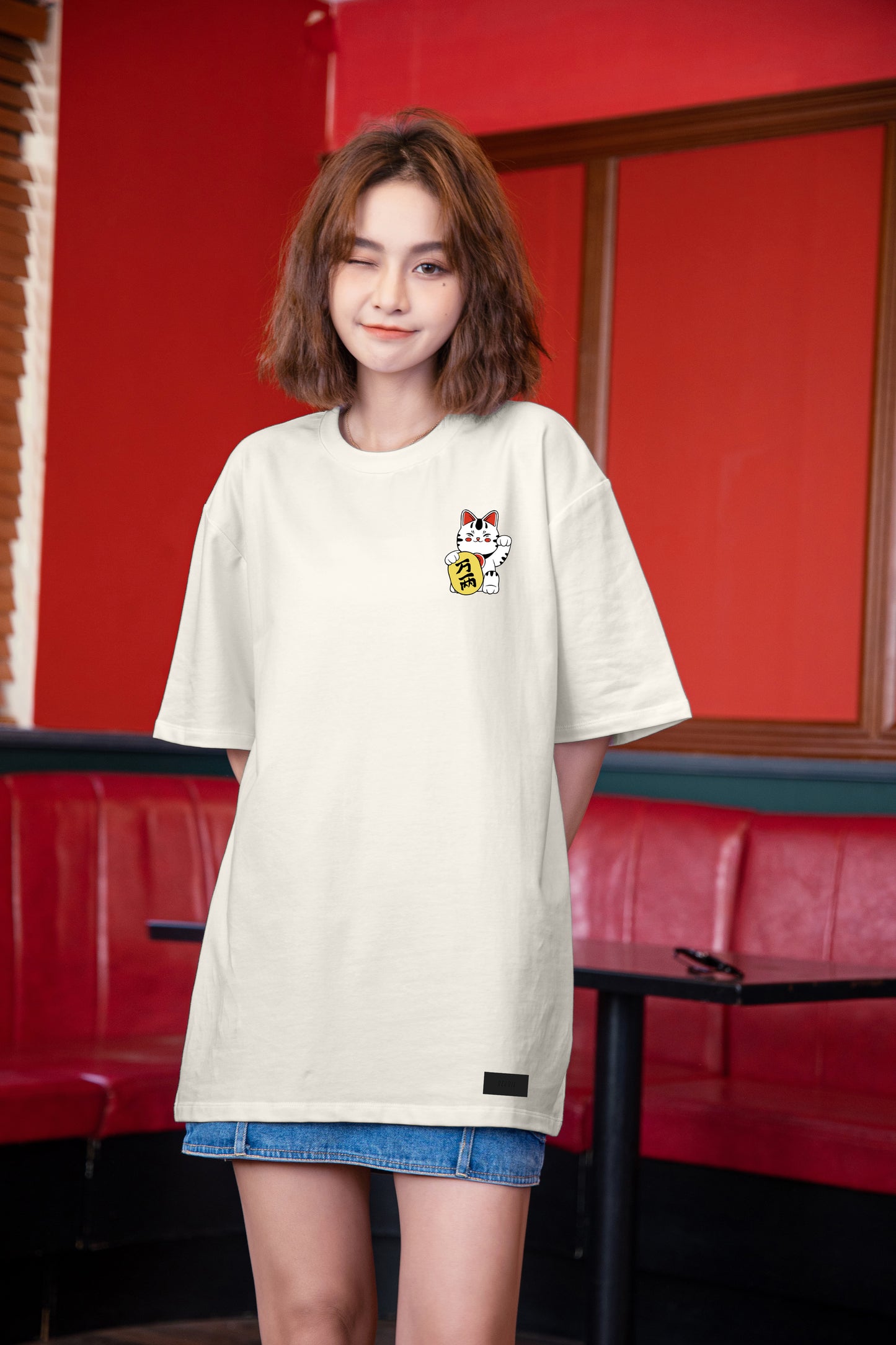 Fortune Cat Oversized Tee - 2045