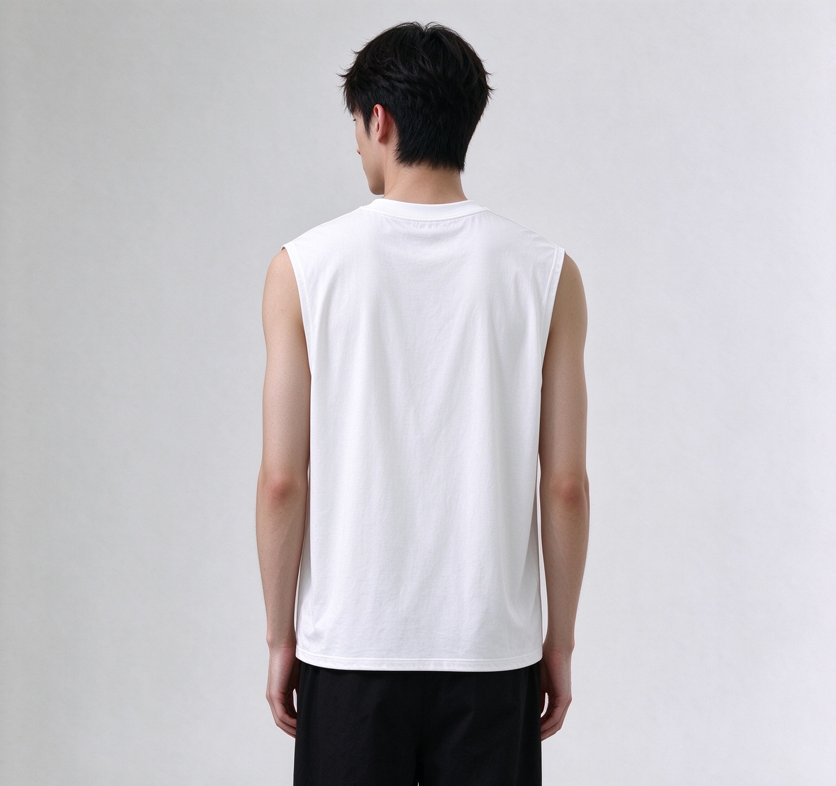 Essential Sleeveless Crew Neck Tee - 3903