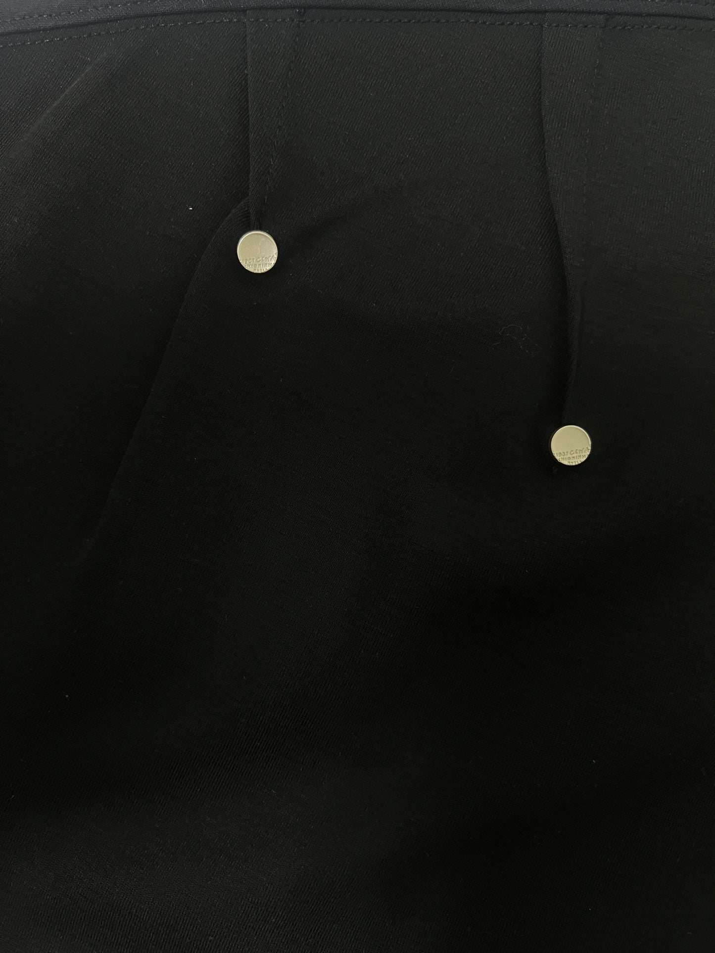 Sleek Minimalist Oversized Tee - 3682