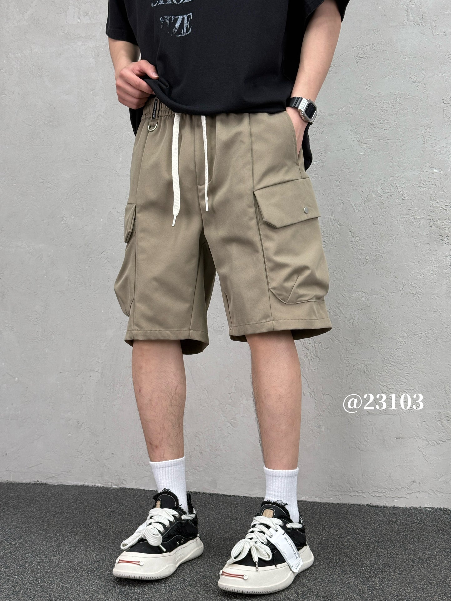 Pocket Cargo Shorts In Khaki 23103