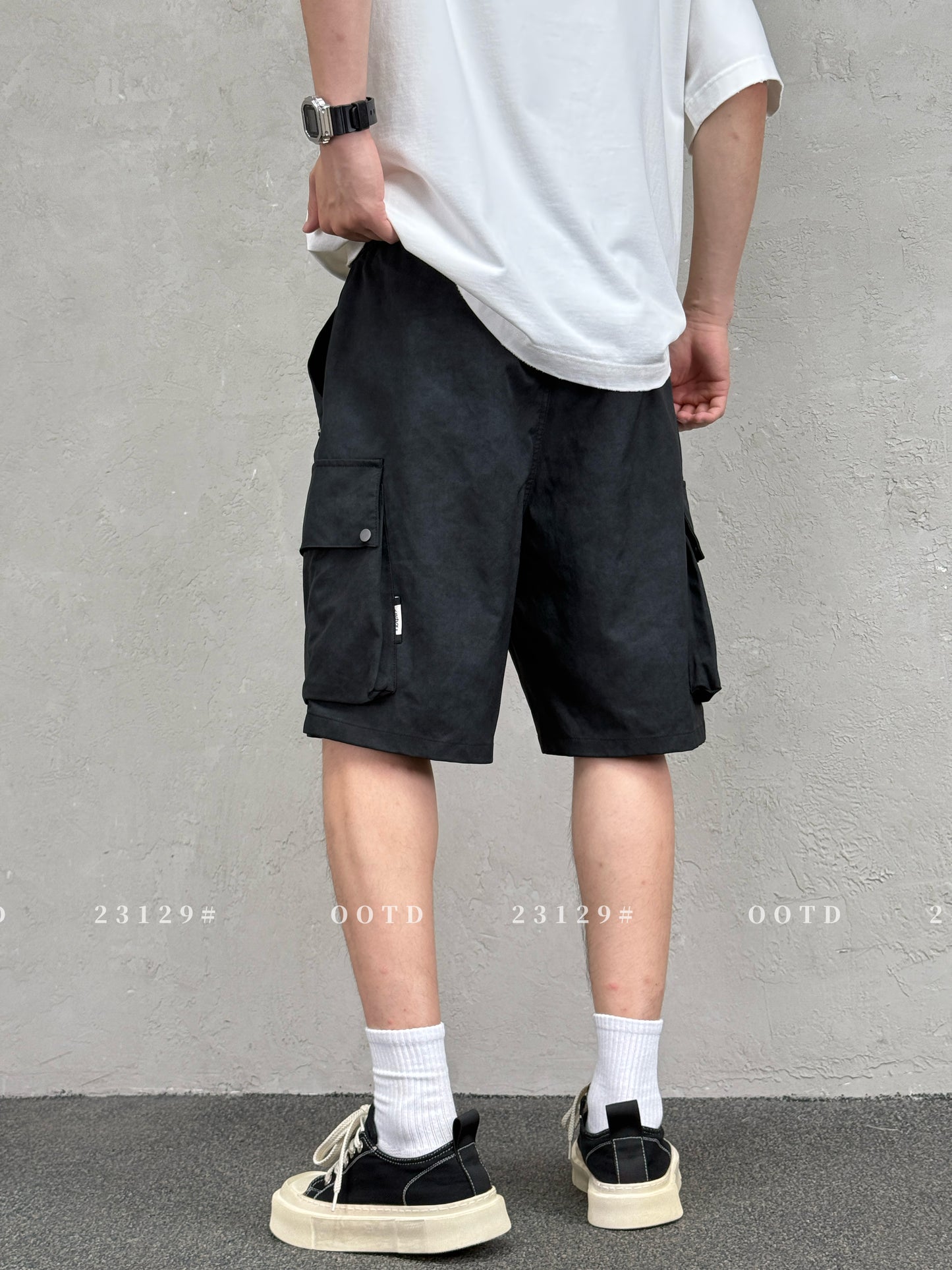 Washed Black Cargo Shorts 23129