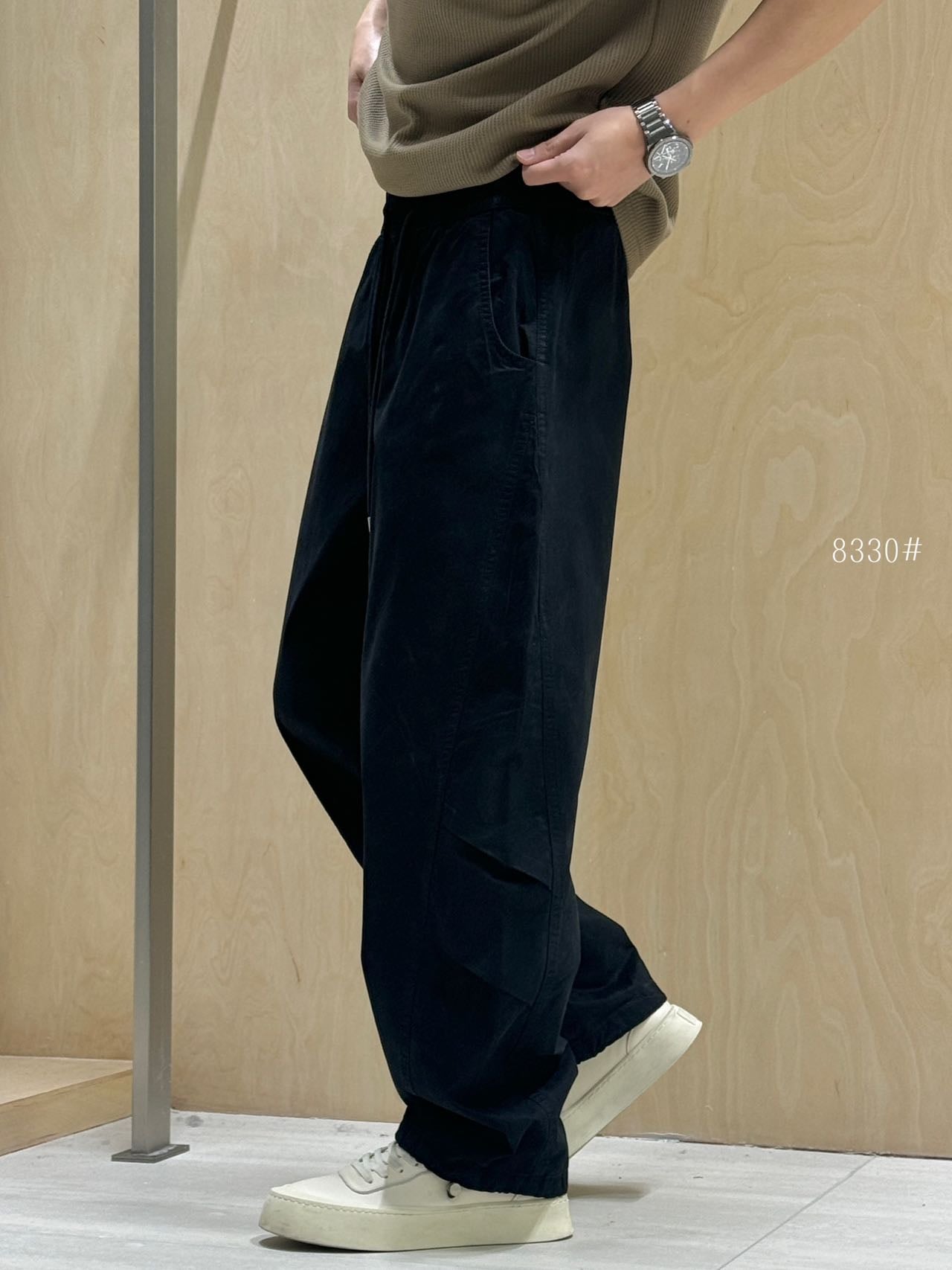 Black Lightweight Cargo Pants 8330