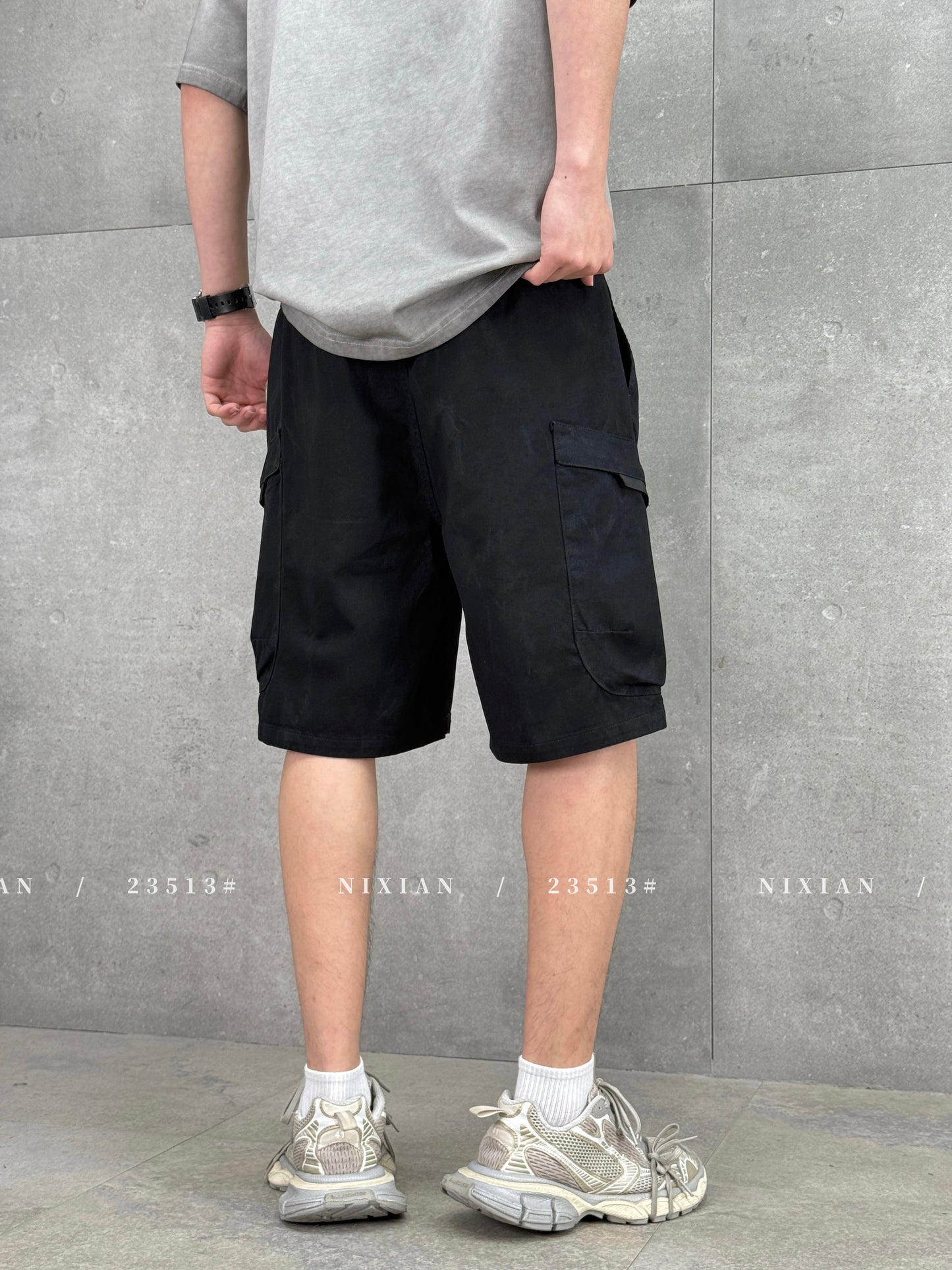Black Cargo Shorts 23513