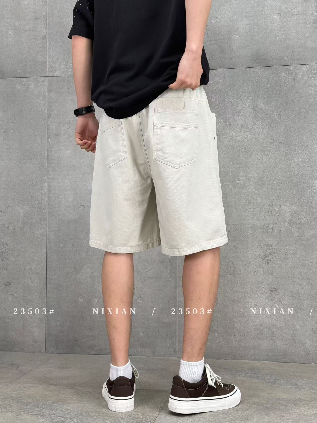 Grayish White Cargo Shorts 23503